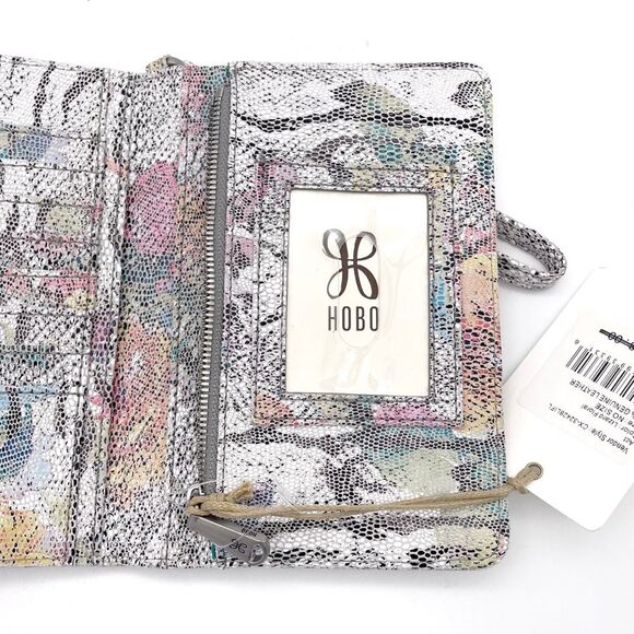 NWT Hobo Act Wristlet Wallet in Lizard Floral Leather White Pink Gray Blue NEW - Picture 10 of 16